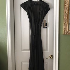 BNWT Reformation Carina Dress - Army Size Small
